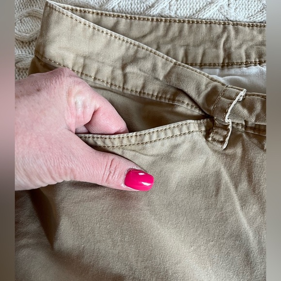 Jones New York Trouser Shorts Women’s size 16W - Picture 11 of 15